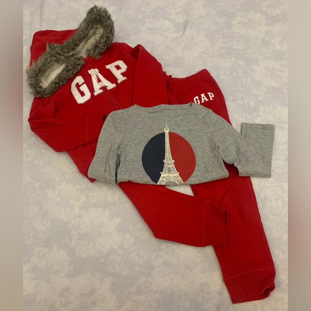 Little Girls Gap Jogging Suit